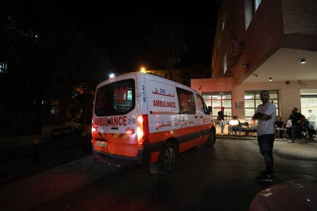 August 14, 2026, Sa ir, Palestine, State of: SA IR, WEST BANK, PALESTINE, AUGUST 14, 2026: Three Palestinians were injured by gunfire during an attack by Israeli settlers on the town of Sa ir, east of Hebron, in the southern West Bank, according to Palestinian health and local officials. Sa ir Palestine, State of - ZUMAq101 20260814_zna_q101_217 Copyright: xMosabxShawerx