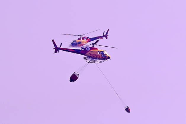 Forest Fire In The Upper Part Of Barcelona Firefighters deployed 10 fire engines and four helicopters and brought the fire under control after four hours of work in Barcelona, Spain, on August 14, 2026. More than 500 wildfires have been recorded in Catalonia this summer. One of the latest broke out in the Collserola mountain range, near a telecommunications tower overlooking Barcelona. The blaze burned 10 hectares and threatened populated areas, prompting authorities to order residents in Barcelona s upper neighborhoods to remain indoors Barcelona Barcelona Spain  Copyright: xUrbanandsportx originalFilename: urbanandsport-forestfi260814_npnO1.jpg