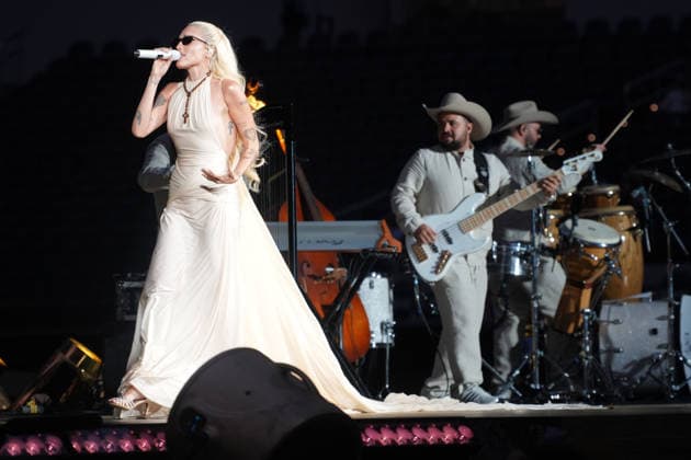 Venezuelan-American singer Elena Rose will perform as the opening act for Karol G’s international Viajando por el mundo Tropitour tour at SoFi Stadium in Los Angeles, USA, 14 August 2026. Elena Rose performs as the opening act for Karol G s show in Los Angeles !ACHTUNG: NUR REDAKTIONELLE NUTZUNG!  Copyright: xOmarxAlonsox AME9288 20260815-55021148930_1