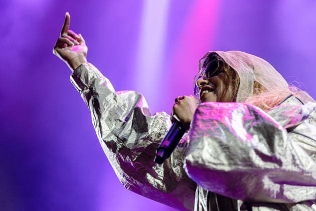 M.I.A., perfoms during Vodafone Paredes de Coura in Paredes de Coura, Portugal - 15 Aug 2026 Mathangi Arulpragasam, (M.I.A.), the British rapper, singer and producer, performs live on the main stage during Vodafone Paredes de Coura. Paredes de Coura Portugal Copyright: xDiogoxBaptistax xSOPAxImagesx DB_MIA20260814PDC_016