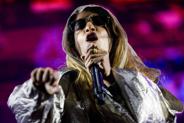 M.I.A., perfoms during Vodafone Paredes de Coura in Paredes de Coura, Portugal - 15 Aug 2026 Mathangi Arulpragasam, (M.I.A.), the British rapper, singer and producer, performs live on the main stage during Vodafone Paredes de Coura. Paredes de Coura Portugal Copyright: xDiogoxBaptistax xSOPAxImagesx DB_MIA20260814PDC_020