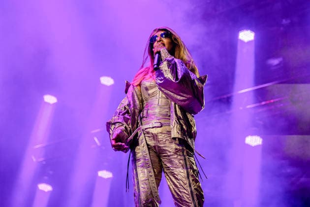M.I.A., perfoms during Vodafone Paredes de Coura in Paredes de Coura, Portugal - 15 Aug 2026 Mathangi Arulpragasam, (M.I.A.), the British rapper, singer and producer, performs live on the main stage during Vodafone Paredes de Coura. Paredes de Coura Portugal Copyright: xDiogoxBaptistax xSOPAxImagesx DB_MIA20260814PDC_024