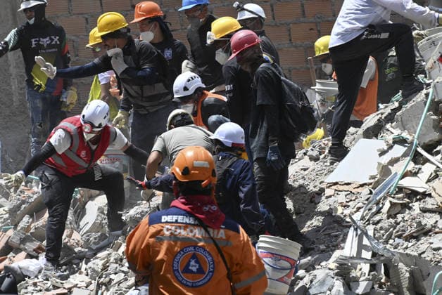 Search and rescue operations continue in quake-hit Pereira PEREIRA, COLOMBIA - AUGUST 14: Search and rescue operations continue at various locations across Pereira, in Colombia, on August 14, 2026. The death toll has reached 94, and 41,600 families have been affected, according to a report by Colombian President Abelardo de la Espriella, who visited Pereira and pledged to support the city and its reconstruction. Alexis Munera Anadolu Pereira Colombia. Editorial use only. Please get in touch for any other usage.  Copyright: x2026xAnadoluxAlexisxMunerax