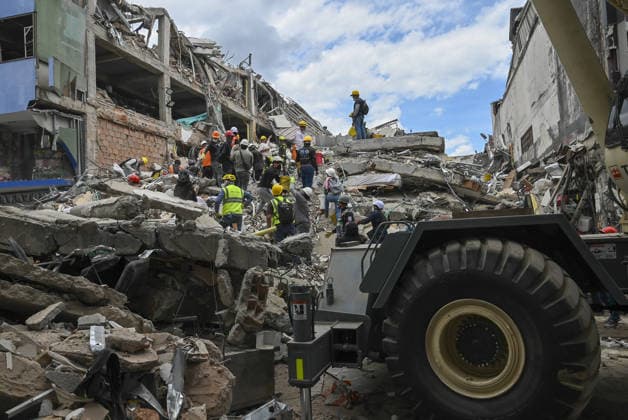 Search and rescue operations continue in quake-hit Pereira PEREIRA, COLOMBIA - AUGUST 14: Search and rescue operations continue at various locations across Pereira, in Colombia, on August 14, 2026. The death toll has reached 94, and 41,600 families have been affected, according to a report by Colombian President Abelardo de la Espriella, who visited Pereira and pledged to support the city and its reconstruction. Alexis Munera Anadolu Pereira Colombia. Editorial use only. Please get in touch for any other usage.  Copyright: x2026xAnadoluxAlexisxMunerax