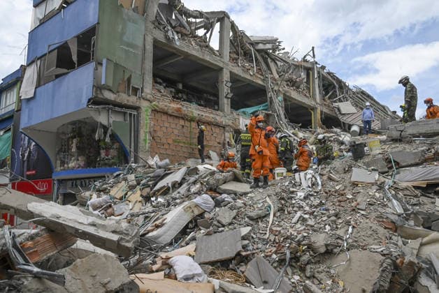 Search and rescue operations continue in quake-hit Pereira PEREIRA, COLOMBIA - AUGUST 14: Search and rescue operations continue at various locations across Pereira, in Colombia, on August 14, 2026. The death toll has reached 94, and 41,600 families have been affected, according to a report by Colombian President Abelardo de la Espriella, who visited Pereira and pledged to support the city and its reconstruction. Alexis Munera Anadolu Pereira Colombia. Editorial use only. Please get in touch for any other usage.  Copyright: x2026xAnadoluxAlexisxMunerax