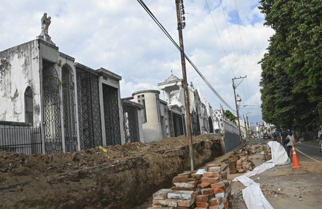 Search and rescue operations continue in quake-hit Pereira PEREIRA, COLOMBIA - AUGUST 14: A view of the damage as search and rescue operations continue at various locations across Pereira, in Colombia, on August 14, 2026. The death toll has reached 94, and 41,600 families have been affected, according to a report by Colombian President Abelardo de la Espriella, who visited Pereira and pledged to support the city and its reconstruction. Alexis Munera Anadolu Pereira Colombia. Editorial use only. Please get in touch for any other usage.  Copyright: x2026xAnadoluxAlexisxMunerax