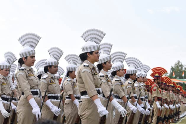 August 15, 2026, Srinagar, Jammu And Kashmir, India: Women contingent take part in India s Independence Day parade at Bakshi Stadium in Srinagar, India on August 15, 2026. Srinagar India - ZUMAz120 20260815_zip_z120_043 Copyright: xBasitxZargarx