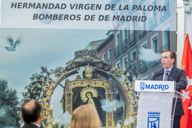 2026 Madrid Firefighters’ Bronze Doves Award Ceremony The mayor of Madrid, José Luis Martínez Almeida, speaks during the award ceremony for the 2026 Madrid Firefighters’ Bronze Doves, at the Casa del Reloj Cultural Center on August 15, 2026, in Madrid, Spain. Coinciding with the feast day of the Virgin of La Paloma—patron saint of firefighters— the Brotherhood of the Virgin of La Paloma and the Fire Department recognize, through these awards, the work of individuals and institutions with an exceptional commitment to the city and emergency services. AUGUST 15, 2026 DOVES AWARDS FIREFIGHTERS VIRGIN OF LA PALOMA Madrid Madrid, Spainana  Copyright: xRicardoxRubiox 7715059