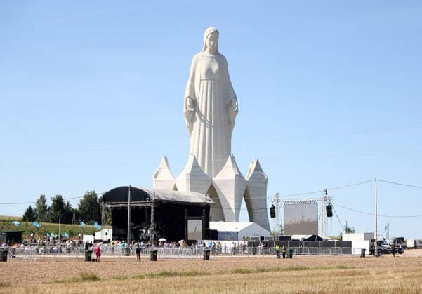 Highest Virgin Mary statue in Europe unveiled Photo: Adam Burakowski East News Ceremony of the unveiling and consecration of the Monument to Our Lady of Mercy on August 15, 2026 in the village of Konotopie near Torun in north-central Poland. The monument, whose height reaches 55,6 metres, was privately financed by the Polish entrepreneur and stock market investor Roman Karkosik. This is the highest Virgin Mary statue in Europe and second highest in the world. EN_01682639_0010 