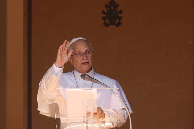 IPA87496344 - Vatican City - Italy, August 15, 2026: Pope Leo XIV presides over the Angelus on the Solemnity of the Assumption from the Apostolic Palace in a town in the Castelli Romani region.  Copyright: xmarcoxiacobuccix xmarcoxiacobuccix 87496344