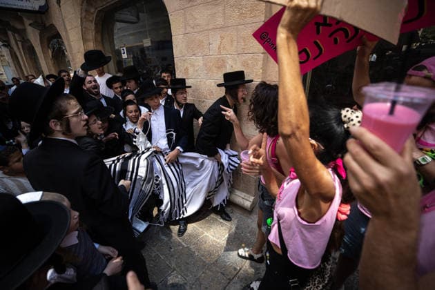 Ultra-Orthodox Jews protest outside cafe over alleged Shabbat violation in Israel JERUSALEM - AUGUST 15: Ultra-Orthodox Jews protest outside the Bastima cafe in West Jerusalem on August 15, 2026, saying the cafe was open on Saturday during Shabbat, when work is prohibited according to their religious beliefs. Mostafa Alkharouf Anadolu Jerusalem Jerusalem. Editorial use only. Please get in touch for any other usage.  Copyright: x2026xAnadoluxMostafaxAlkharoufx