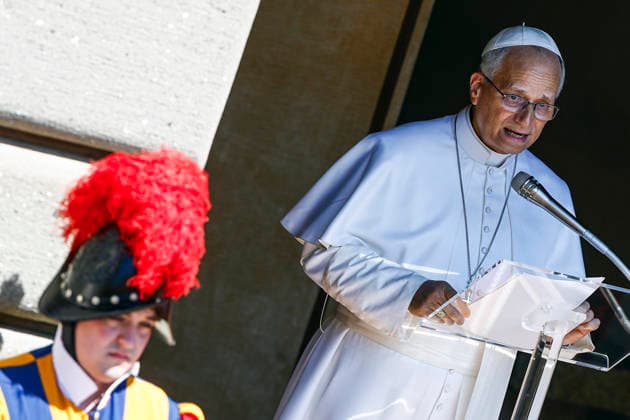 August 15, 2026, Castel Gandolfo, ITALY: Pope Leo XIV leads the Angelus prayer for the Solemnity of the Assumption of the Blessed Virgin Mary, in Piazza della Liberta (Liberty Square) in front of Palazzo Apostolico (Apostolic Palace) in the summer papal estate in Castel Gandolfo, near Rome, Italy, 15 August 2026. ANSA ANGELO CARCONI. Castel Gandolfo ITALY  - ZUMAa110 20260815_zaf_a110_017 Copyright: xAngeloxCarconix