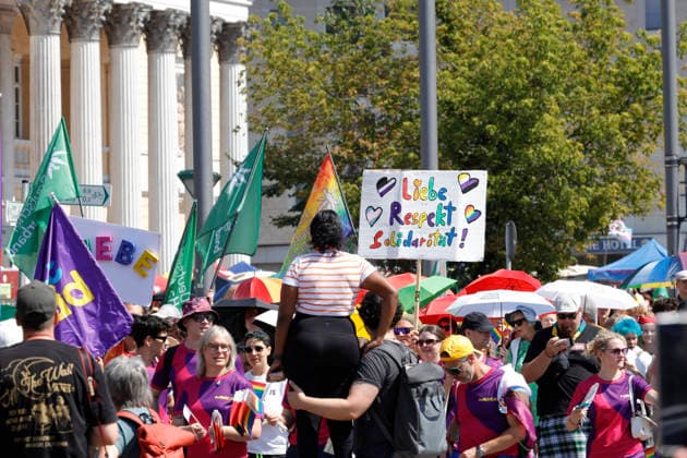 CSD Darmstadt 2026 15.08.2026 Herzstück zum Christopher Street Day 2026 in Darmstadt ist die Demonstration veranstaltet von Vielbunt e. V. unter dem Motto ZEIG DICH FÜR UNS ALLE durch die Innenstadt für die Vielfalt von sexueller und geschlechtlicher Identität Darmstadt Hessen Deutschland *** CSD Darmstadt 2026 August 15, 2026 The centerpiece of Christopher Street Day 2026 in Darmstadt is the march organized by Vielbunt e.V. under the slogan SHOW YOURSELF FOR ALL OF US, which will wind through the city center in support of sexual and gender identity diversityDarmstadt, Hesse, Germany