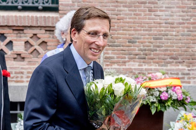 Events in Honor of the Virgin of La Paloma in Madrid: Madrid Mayor José Luis Martínez Almeida during the floral offering at the Church of the Virgin of La Paloma on August 15, 2026, in Madrid, Spain. The Fiestas de la Paloma, or Verbena de la Paloma, is a summer celebration in honor of the Virgin of La Paloma, originally held in the historic Calatrava neighborhood, near Toledo Street and Cebada Square, in the central district of Madrid. The Virgin of La Paloma is considered the popular patron saint of the capital. AUGUST 15, 2026 PALOMA VIRGIN OF LA PALOMA MASS OFFERING Madrid Madrid, Spain  Copyright: xRicardoxRubiox 7715272