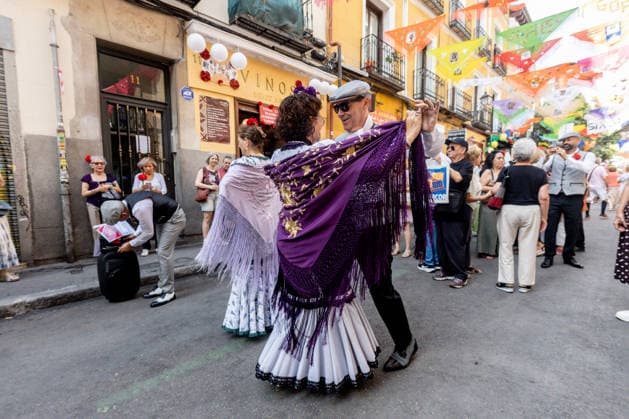 Events in Honor of the Virgin of La Paloma in Madrid: Several people at the festival of the Virgin of La Paloma on August 15, 2026, in Madrid, Spain. The Fiestas de la Paloma, or Verbena de la Paloma, is a summer celebration in honor of the Virgin of La Paloma, originally held in the historic Calatrava neighborhood, near Toledo Street and Cebada Square, in the central district of the city of Madrid. The Virgin of La Paloma is considered the popular patron saint of the capital. AUGUST 15, 2026 PALOMA VIRGIN OF LA PALOMA MASS OFFERING FIREFIGHTERS Madrid Madrid, Spain  Copyright: xRicardoxRubiox 7715298