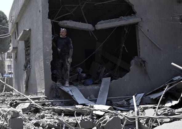 At least 11 killed in Israeli attack on southern Lebanon DEIR EZ-ZAHRANI, LEBANON - AUGUST 15: A view of the destruction after the Israeli airstrike on Deir ez-Zahrani, where at least 11 people were killed, in Lebanon on August 15, 2026. Houssam Shbaro Anadolu Deir ez-Zahrani Lebanon. Editorial use only. Please get in touch for any other usage.  Copyright: x2026xAnadoluxHoussamxShbarox