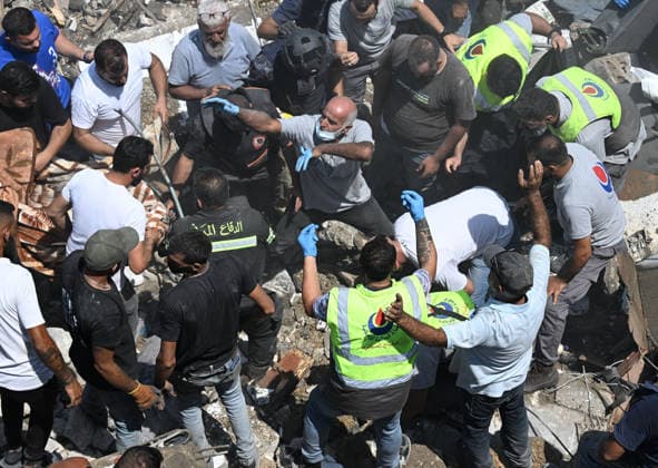At least 11 killed in Israeli attack on southern Lebanon DEIR EZ-ZAHRANI, LEBANON - AUGUST 15: Search and rescue efforts continue after the Israeli airstrike on Deir ez-Zahrani, where at least 11 people were killed, in Lebanon on August 15, 2026. Houssam Shbaro Anadolu Deir ez-Zahrani Lebanon. Editorial use only. Please get in touch for any other usage.  Copyright: x2026xAnadoluxHoussamxShbarox