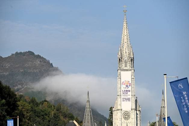 AUGUST 15, LOURDES, BASTIEN ARBERET, MAXPPP, 153rd National Assumption Pilgrimage, Mass on the Meadow for August 15, 2026, at the Sanctuary of Our Lady of Lourdes, Hautes-Pyrénées 153rd National Assumption Pilgrimage: Mass on the Meadow for August 15, 2026, at the Sanctuary of Our Lady of Lourdes, Hautes-Pyrénées LOURDES HAUTES-PYRÉNÉES FRANCE  Copyright: xBASTIENxARBERET MAXPPP MAXPPPxBASTIENxARBERETx ARB_4410 ARBx4410