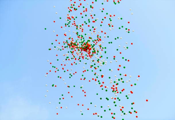 80th Independence Day celebrations at Red Fort New Delhi, Aug 15 (ANI): Tricolour balloons fly in the sky during the 80th Independence Day celebrations, at the Red Fort in New Delhi on Saturday. NEW DELHI Delhi India Copyright: xANIx ANI_20260815038