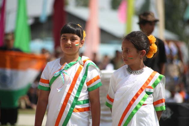 India: The 80th Independence Day Pulwama celebrated the 80th Independence Day with patriotic fervor and enthusiasm at DPL Pulwama. Deputy Commissioner of Pulwama, Dr. Basharat Qayoom, hoisted the National Tricolour during the celebration, marking the occasion with a strong spirit of patriotism and national pride. Pulwama Jammu & Kashmir India Copyright: NisarxUlxHaqxAllaie