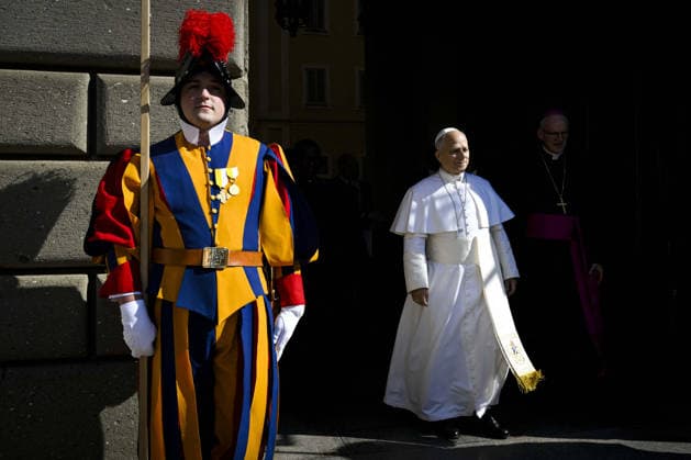 Pope Leo XIV Celebrates Feast of the Assumption Mass - Castel Gandolfo Pope Leo XIV leaves the papal palace before the celebration of the Mass for the Solemnity of the Assumption at the Pontifical Parish of Saint Thomas of Villanova in Castel Gandolfo, Italy near Rome on August 15, 2026. Photo by (EV) Simone Risoluti Vatican Media ABACAPRESS.COM Castel Gandolfo Italy  Copyright: xABACAx