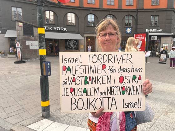 Protesters gather in Stockholm to condemn Israeli military strikes in Gaza and Lebanon STOCKHOLM, SWEDEN - AUGUST 15: Demonstrators wave Palestinian flags and display banners in central Stockholm, Sweden, on August 15, 2026, during a rally to protest ongoing Israeli military attacks in Gaza and southern Lebanon. Atila Altuntas Anadolu Stockholm Sweden. Editorial use only. Please get in touch for any other usage.  Copyright: x2026xAnadoluxAtilaxAltuntasx