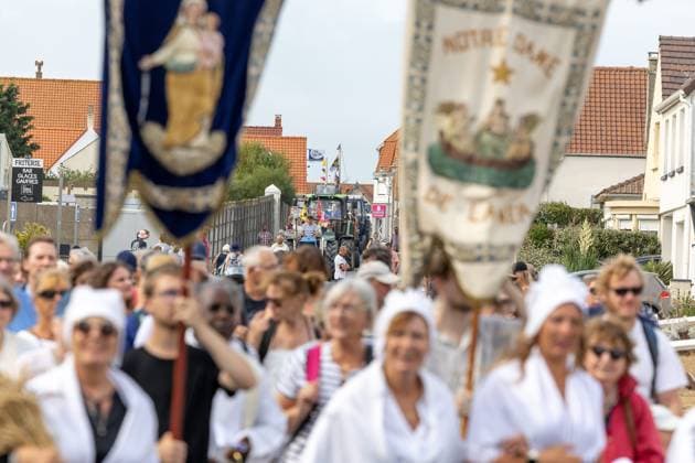 POSTER AUDRESSELLES AUGUST 15 ASSUMPTION BLESSING OF THE SEA PHOTOPQR VOIX DU NORD PASCAL BONNIERE 08 15 2026 AUDRESSELLES 08 15 2026 Mass on August 15 with a procession and blessing of the sea PHOTO BY PASCAL BONNIERE Audresselles, France, Aug. 15, 2026 Mass on August 15 (Assumption) with a procession and the blessing of the sea HAUTS-DE-FRANCE, France  Copyright: xPHOTOPQR VOIXxDUxNORD MAXPPPxPASCALxBONNIEREx 20260815VDN9668 20260815VDN9747