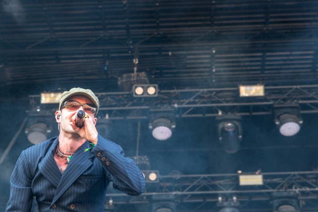 Die Bremer Pop Band Raum 27 am zweiten Tag des highfield 2026 südlich von Leipzig. RAUM27 ist im Kern ein Duo: Tristan Stadtler Gesang Mathis Schröder Gitarre, Klavier bzw. Multi-Instrumentalist Highfield 2026 - Tag 2 Raum27 *** The Bremen-based pop band Raum 27 on the second day of Highfield 2026, south of Leipzig. RAUM27 is essentially a duo: Tristan Stadtler on vocals and Mathis Schröder on guitar, piano, and various other instruments. Highfield 2026, Day 2: Raum27