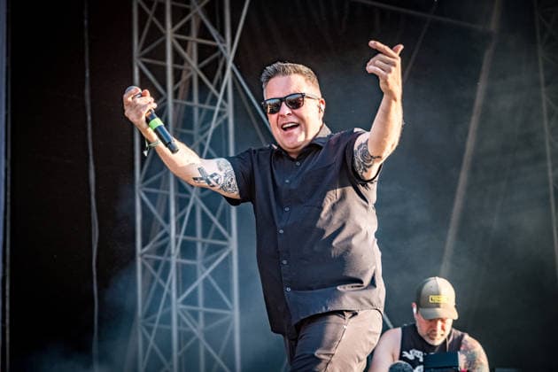 Die us-amerikanische folk punk band Dropkick Murphys am zweiten Tag des HIghfield 2026 südlich von Leipzig. Mitglieder: Ken Casey, Matt Kelly, James Lynch, Tim Brennan, Jeff DaRosa, Kevin Rheault, Campbell Webster Highfield 2026 - Tag 2 Dropkick Murphys *** The American folk-punk band Dropkick Murphys on the second day of Highfield 2026, south of Leipzig. Members: Ken Casey, Matt Kelly, James Lynch, Tim Brennan, Jeff DaRosa, Kevin Rheault, Campbell Webster. Highfield 2026 Day 2: Dropkick Murphys
