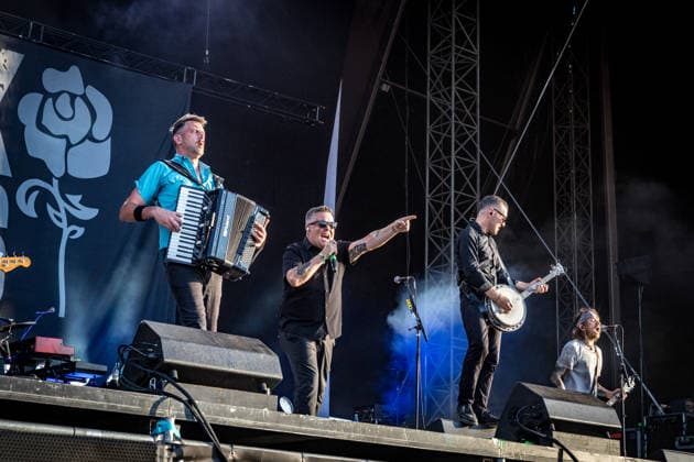 Die us-amerikanische folk punk band Dropkick Murphys am zweiten Tag des HIghfield 2026 südlich von Leipzig. Mitglieder: Ken Casey, Matt Kelly, James Lynch, Tim Brennan, Jeff DaRosa, Kevin Rheault, Campbell Webster Highfield 2026 - Tag 2 Dropkick Murphys *** The American folk-punk band Dropkick Murphys on the second day of Highfield 2026, south of Leipzig. Members: Ken Casey, Matt Kelly, James Lynch, Tim Brennan, Jeff DaRosa, Kevin Rheault, Campbell Webster. Highfield 2026 Day 2: Dropkick Murphys