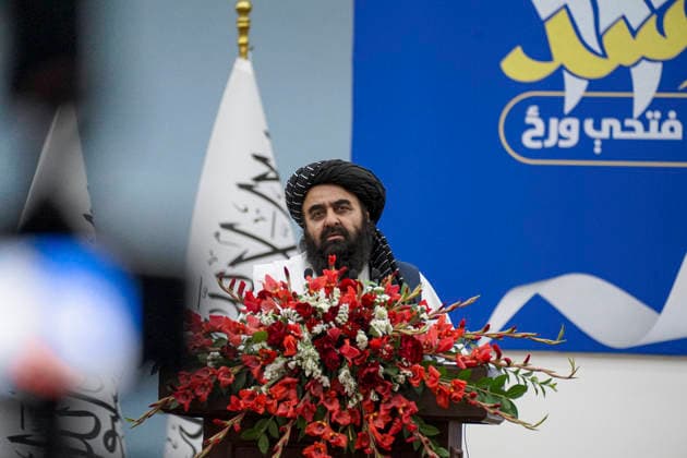 Taliban Fifth Anniversary Official Ceremony Kabul Afghanistan Mawlawi Amir Khan Muttaqi, the Acting Foreign Minister of Taliban speaks at a podium during a ceremony at the Loya Jirga Tent marking the fifth anniversary of the Taliban™s return to power in Kabul, Afghanistan, on August 15, 2026. The event commemorates the government s takeover following the withdrawal of United States forces. Kabul Kabul Afghanistan Copyright: xJavidxAshnax
