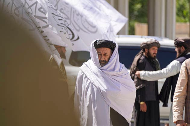 Taliban Fifth Anniversary Official Ceremony Kabul Afghanistan A Taliban official arrives for a ceremony at the Loya Jirga Tent marking the fifth anniversary of the Taliban™s return to power in Kabul, Afghanistan, on August 15, 2026. The event commemorates the government s takeover following the withdrawal of United States forces. Kabul Kabul Afghanistan Copyright: xJavidxAshnax