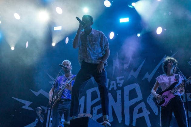 Die deutsche Pop-Rock-Band Das Lumpenpack (Gesang Jonas Frömming Gesang, Gitarre Maximilian Kennel Schlagzeug Alexandra Eckert (ab 2020) Gitarre, Keyboard Jason Bartsch (ab 2020) Bass Lola Schrode ) auf dem Highfield 2026 südlich von Leipzig. Highfield - Tag 2 - Das Lumpenpack *** The German pop-rock band Das Lumpenpack: Vocals: Jonas Frömming; Vocals, Guitar: Maximilian Kennel; Drums: Alexandra Eckert (since 2020); Guitar, keyboard; Jason Bartsch (joined in 2020), bass; Lola Schrode at Highfield 2026, south of Leipzig; Highfield Day 2: Das Lumpenpack