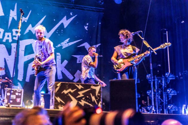 Die deutsche Pop-Rock-Band Das Lumpenpack (Gesang Jonas Frömming Gesang, Gitarre Maximilian Kennel Schlagzeug Alexandra Eckert (ab 2020) Gitarre, Keyboard Jason Bartsch (ab 2020) Bass Lola Schrode ) auf dem Highfield 2026 südlich von Leipzig. Highfield - Tag 2 - Das Lumpenpack *** The German pop-rock band Das Lumpenpack: Vocals: Jonas Frömming; Vocals, Guitar: Maximilian Kennel; Drums: Alexandra Eckert (since 2020); Guitar, keyboard; Jason Bartsch (joined in 2020), bass; Lola Schrode at Highfield 2026, south of Leipzig; Highfield Day 2: Das Lumpenpack