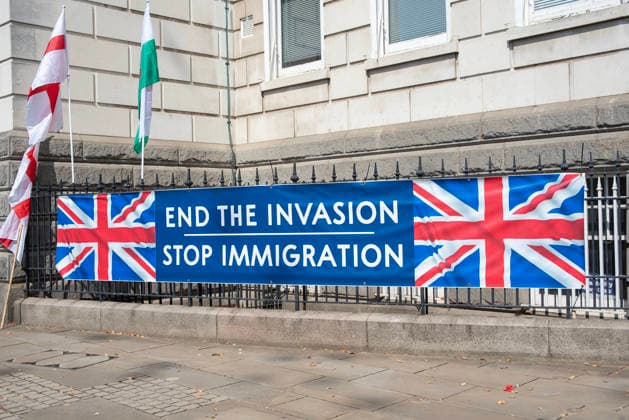 Britain First demo in Maidstone, UK - 15 Aug 2026 An anti-immigration banner was installed on the fence outside the County Hall in Maidstone. Around 150 supporters of the Britain First far-right party gathered in Maidstone, UK. The protesters marched through at the town centre led by Paul Golding the current leader of the party. Far-right campaigners were confronted by a group of anti-fascist counter-protesters on the way to the County Hall. Maidstone United Kingdom Copyright: xKrisztianxElekx xSOPAxImagesx SSS_20260815_COUNTER_PROTEST_0011005016
