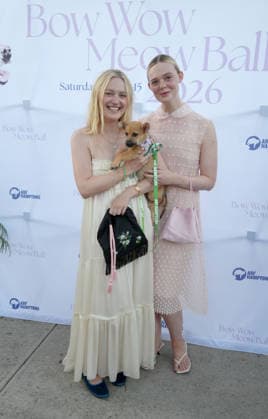 August 15, 2026, East Hampton, Ny, USA: DAKOTA FANNING and ELLE FANNING attend the Animal Rescue Fund of the Hamptons Bow Wow Meow Ball,.East Hampton, NY.August 15, 2026. . attends the Animal Rescue Fund of the Hamptons Bow Wow Meow Ball,.East Hampton, NY.August 15, 2026. East Hampton USA  - ZUMAms4_ 20260815_faf_ms4_009 Copyright: xSoniaxMoskowitzxGordonx