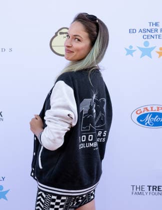August 15, 2026, Studio City, California, USA: American actress, singer and model ALEXIS KNAPP, 37, attends 14th Annual Ed Asner & Friends Poker Tournament. Studio City USA  - ZUMAb173 20260815_aap_b173_006 Copyright: xBillyxBennightx