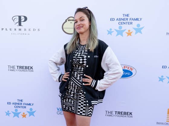 August 15, 2026, Studio City, California, USA: American actress, singer and model ALEXIS KNAPP, 37, attends 14th Annual Ed Asner & Friends Poker Tournament. Studio City USA  - ZUMAb173 20260815_aap_b173_018 Copyright: xBillyxBennightx
