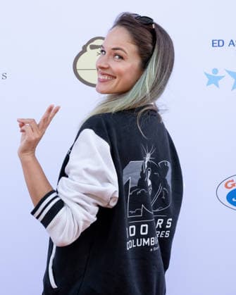 August 15, 2026, Studio City, California, USA: American actress, singer and model ALEXIS KNAPP, 37, attends 14th Annual Ed Asner & Friends Poker Tournament. Studio City USA  - ZUMAb173 20260815_aap_b173_025 Copyright: xBillyxBennightx
