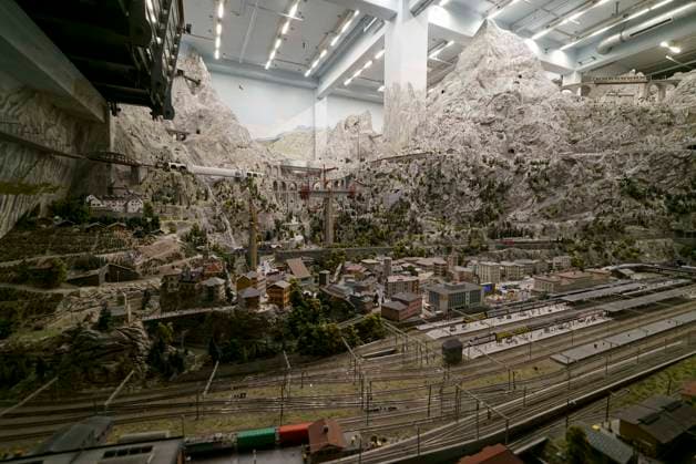 CNTV WUNDERLAND- Blick in die Miniaturwelt des Wunderlands 25 Jahre Miniatur Wunderland 16.AUGUST 2026 Hamburg Hafencity Hamburg Deutschland *** CNTV WUNDERLAND A Glimpse into the Miniature World of Wunderland 25 Years of Miniatur Wunderland August 16, 2026 Hamburg Hafencity Hamburg, Germany