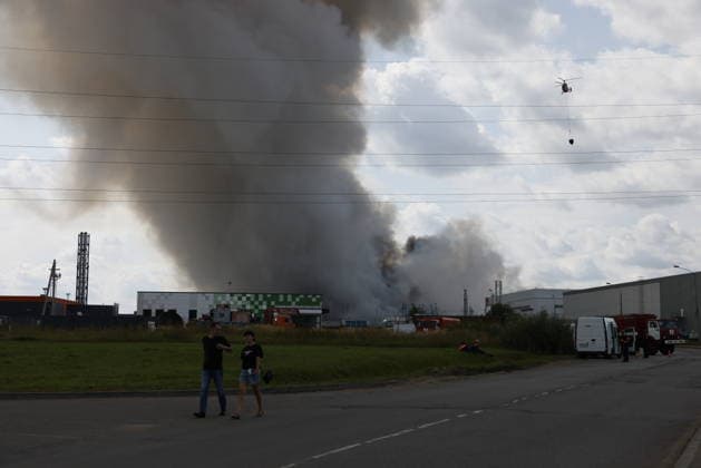 Ukrainian drone attack on Moscow MOSCOW, RUSSIA - AUGUST 16: Black smoke rise from a distribution warehouse near Moscow, Russia after Ukraine s drone attack on August 16, 2026. At least seven people were killed and 13 injured in Ukrainian drone attacks across Russia, while three people were killed and 23 injured in Russian strikes across Ukraine, officials on both sides. Stringer Anadolu Moscow Russia. Editorial use only. Please get in touch for any other usage.  Copyright: x2026xAnadoluxStringerx
