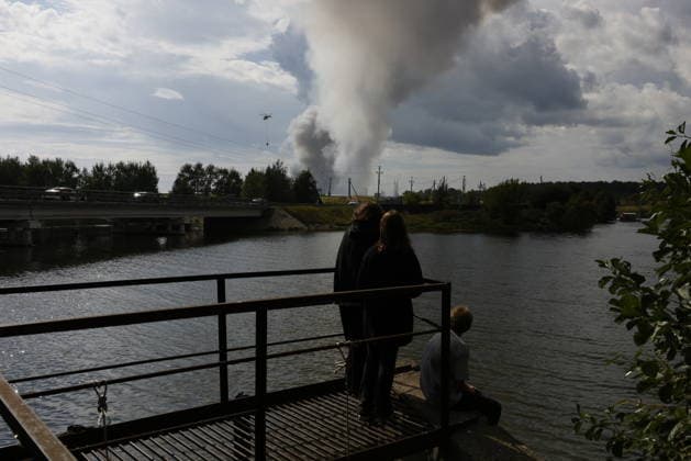 Ukrainian drone attack near Moscow MOSCOW, RUSSIA - AUGUST 16: Black smoke is seen rising from a distribution warehouse near Moscow, Russia after Ukraine s drone attack on August 16, 2026. Stringer Anadolu Moscow Russia. Editorial use only. Please get in touch for any other usage.  Copyright: x2026xAnadoluxStringerx