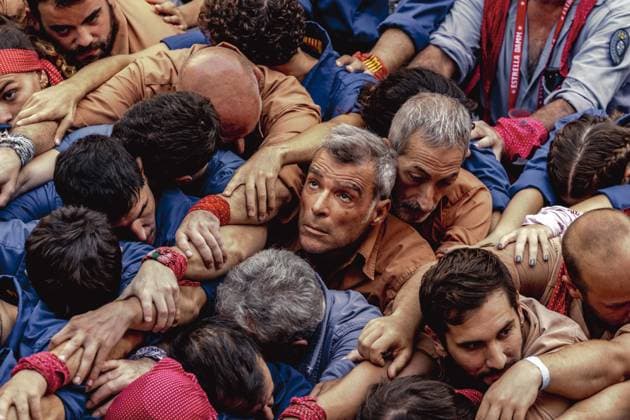 August 16, 2026, Barcelona, Catalonia, Spain: Members of the Castellers de la Vila de Gracia gather to form the pinya , the base that supports a human tower, during the Festa Major de Gro cia. Barcelona Spain - ZUMAo105 20260816_fap_o105_011 Copyright: xMatthiasxOesterlex