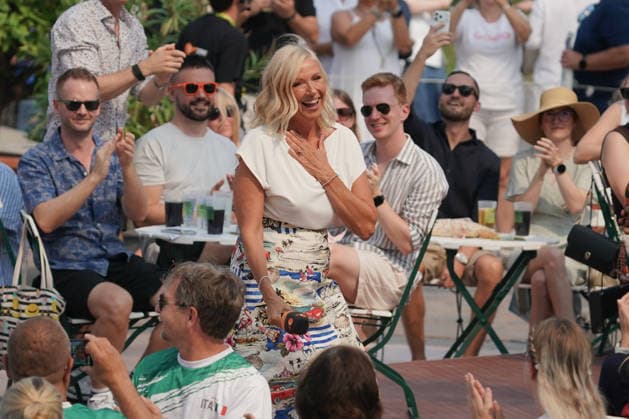 ZDF-Fernsehgarten 2026. Andrea (Kiwi) Kiewel im ZDF Fernsehgarten mit dem Motto Italo-Schlager am 16.08.2026 in Mainz. Mainz ZDF Fernsehgarten Rheinland-Pfalz *** ZDF Fernsehgarten 2026: Andrea Kiwi Kiewel on ZDF Fernsehgarten with the theme Italo Schlager on August 16, 2026, in Mainz, Rhineland-Palatinate, ZDF Fernsehgarten
