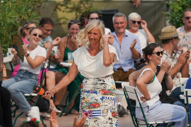 ZDF-Fernsehgarten 2026. Andrea (Kiwi) Kiewel im ZDF Fernsehgarten mit dem Motto Italo-Schlager am 16.08.2026 in Mainz. Mainz ZDF Fernsehgarten Rheinland-Pfalz *** ZDF Fernsehgarten 2026: Andrea Kiwi Kiewel on ZDF Fernsehgarten with the theme Italo Schlager on August 16, 2026, in Mainz, Rhineland-Palatinate, ZDF Fernsehgarten
