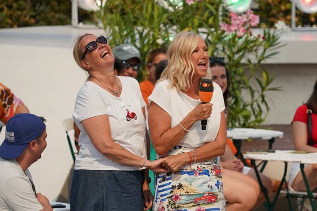 ZDF-Fernsehgarten 2026. Andrea (Kiwi) Kiewel im ZDF Fernsehgarten mit dem Motto Italo-Schlager am 16.08.2026 in Mainz. Mainz ZDF Fernsehgarten Rheinland-Pfalz *** ZDF Fernsehgarten 2026: Andrea Kiwi Kiewel on ZDF Fernsehgarten with the theme Italo Schlager on August 16, 2026, in Mainz, Rhineland-Palatinate, ZDF Fernsehgarten