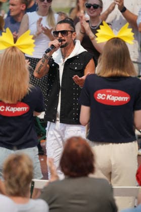 ZDF-Fernsehgarten 2026. Joyello Sabatelli im ZDF Fernsehgarten mit dem Motto Italo-Schlager am 16.08.2026 in Mainz. Mainz ZDF Fernsehgarten Rheinland-Pfalz *** ZDF Fernsehgarten 2026: Joyello Sabatelli at the ZDF Fernsehgarten, themed Italo Schlager, on August 16, 2026, in Mainz, Rhineland-Palatinate, ZDF Fernsehgarten