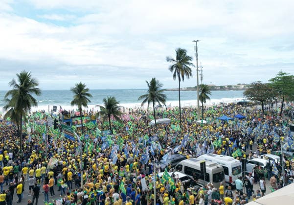 Flavio Bolsonaro addresses supporters at campaign rally in Rio de Janeiro RIO DE JANEIRO, BRAZIL - AUGUST 16: Brazilian presidential candidate Flavio Bolsonaro is set to officially launch his presidential campaign with a rally at Copacabana Beach in Rio de Janeiro, Brazil, on August 16, 2026. The rally is expected to draw a large number of supporters. Brazil s Military Police is expected to reinforce security measures along the beachfront due to the expected crowd and the potential impact of the event on traffic and public circulation. Copacabana Beach has previously hosted demonstrations in support of Flavio Bolsonaro s father, former President Jair Bolsonaro, and is closely associated with the Bolsonaro family s political base in Rio de J  Copyright: x2026xAnadoluxFabioxTeixeirax