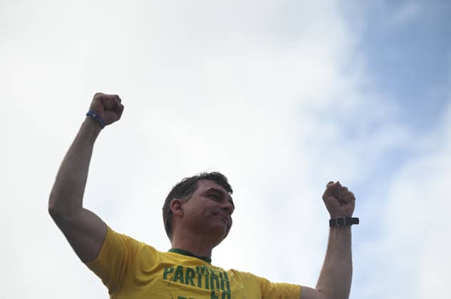 Flavio Bolsonaro addresses supporters at campaign rally in Rio de Janeiro RIO DE JANEIRO, BRAZIL - AUGUST 16: Brazilian presidential candidate Flavio Bolsonaro is set to officially launch his presidential campaign with a rally at Copacabana Beach in Rio de Janeiro, Brazil, on August 16, 2026. The rally is expected to draw a large number of supporters. Brazil s Military Police is expected to reinforce security measures along the beachfront due to the expected crowd and the potential impact of the event on traffic and public circulation. Copacabana Beach has previously hosted demonstrations in support of Flavio Bolsonaro s father, former President Jair Bolsonaro, and is closely associated with the Bolsonaro family s political base in Rio de J  Copyright: x2026xAnadoluxFabioxTeixeirax