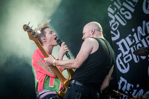 Die Deutsche Rockmusikerin Deine Cousine (Ina Bredehorn) am dritten Festival Tag des Highfield 2026 Highfield 2026 -Tag 3 - Deine Cousine *** German rock musician Deine Cousine Ina Bredehorn on the third day of the Highfield 2026 festival Highfield 2026 Day 3 Deine Cousine
